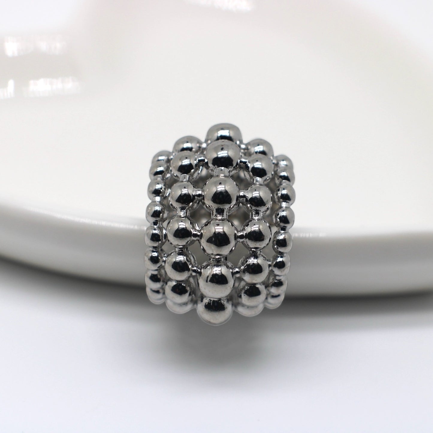 Silver bubble earcuff
