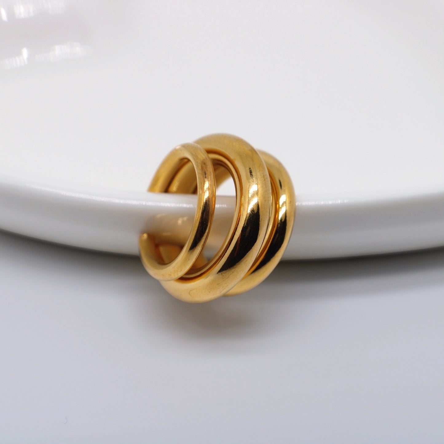 Gold 3D earcuff