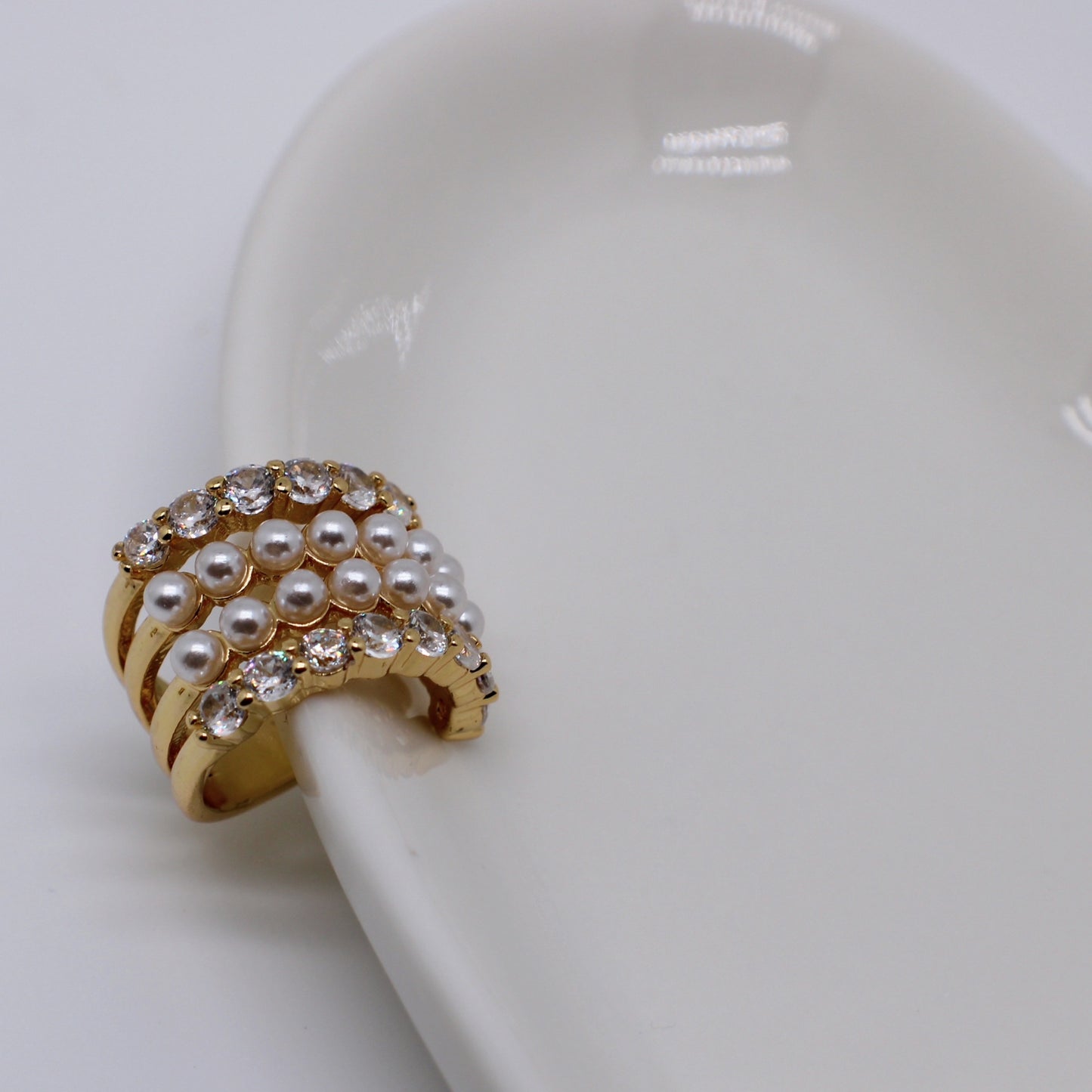 Cristal pearl earcuff