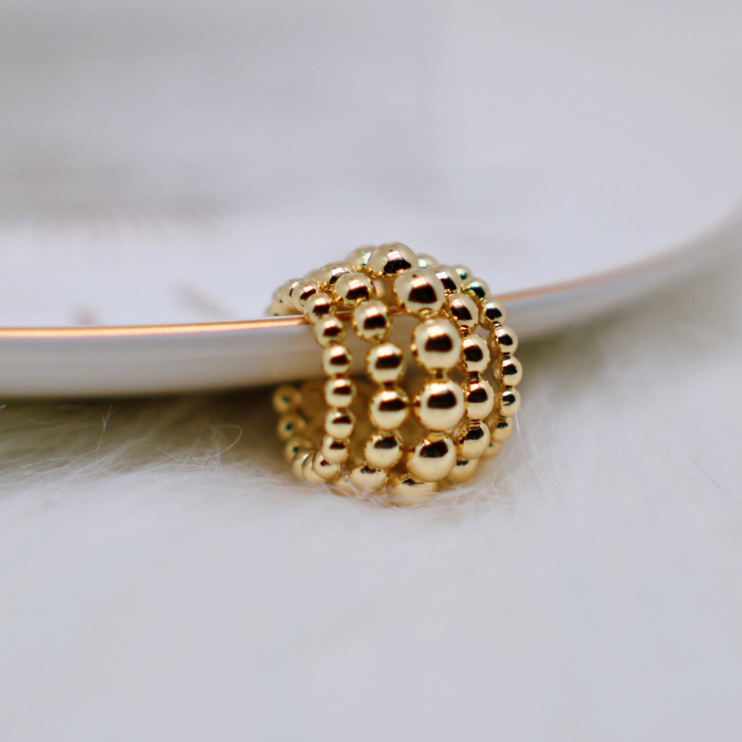 Gold bubble earcuff